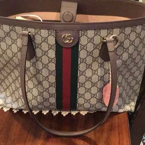 Gucci bag for trade with mg